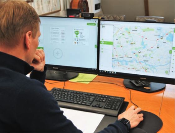 Als een klant vraagt wanneer de bestelauto arriert, kan het Expert-team eenvoudig de actuele positie zien.